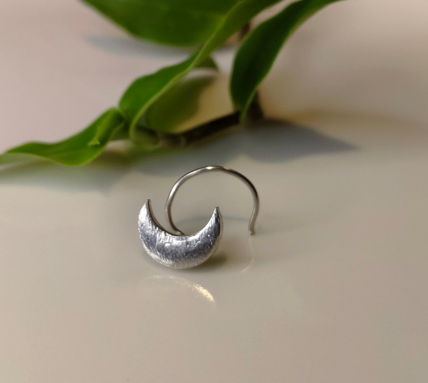 Half moon Nose pin