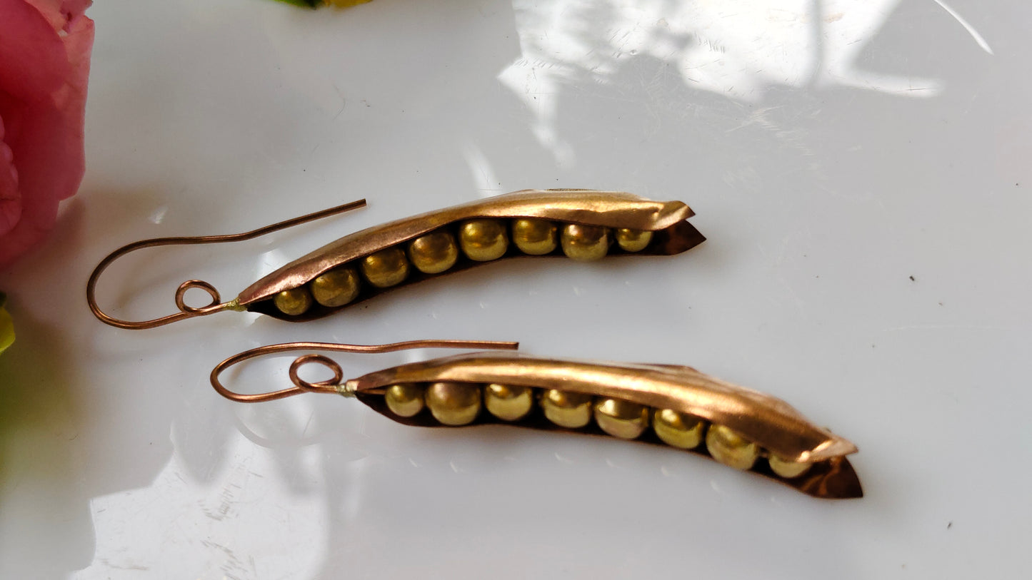 Pea earring