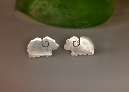 Sheep stud