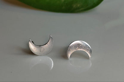 Half Moon Stud