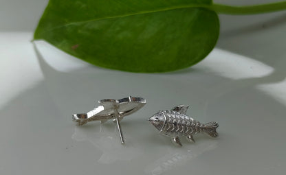 Fish studs