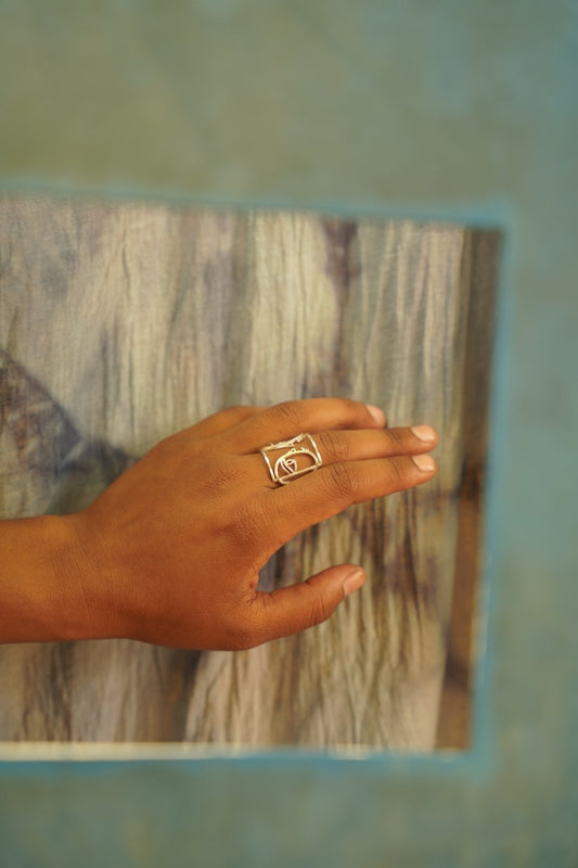 Premer Frame e Bondi finger ring