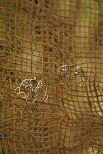 Preme jol hoye jao gole earrings