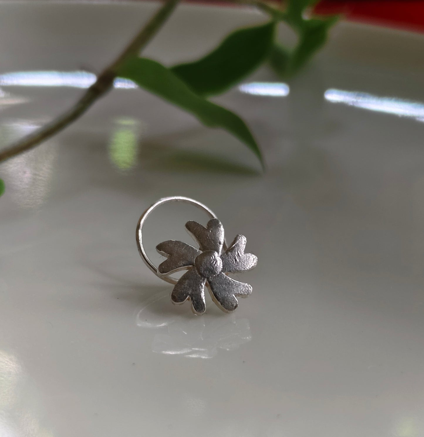 Sunflower Nose pin