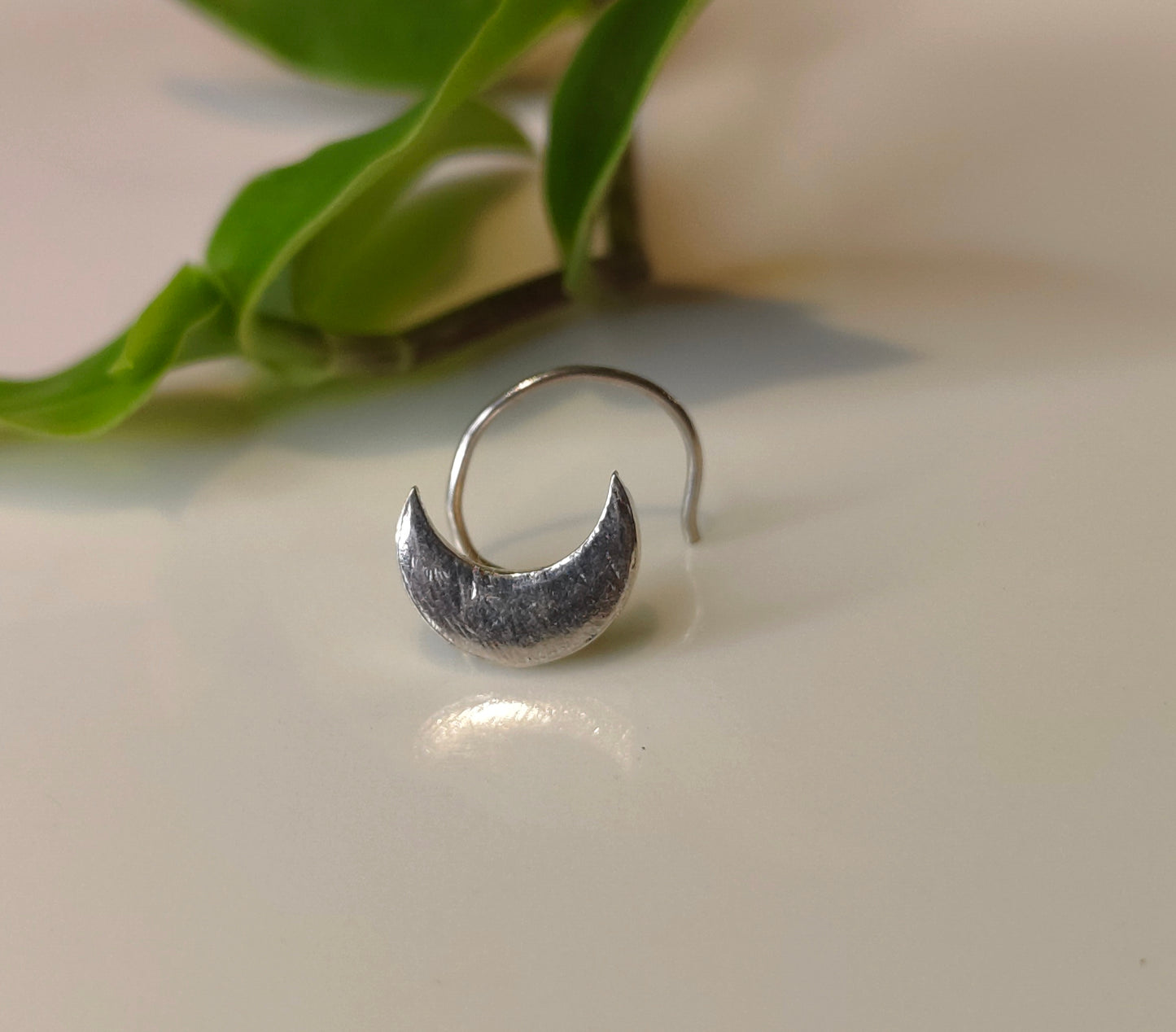 Half moon Nose pin