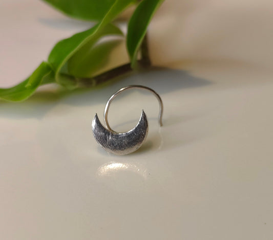 Half moon Nose pin