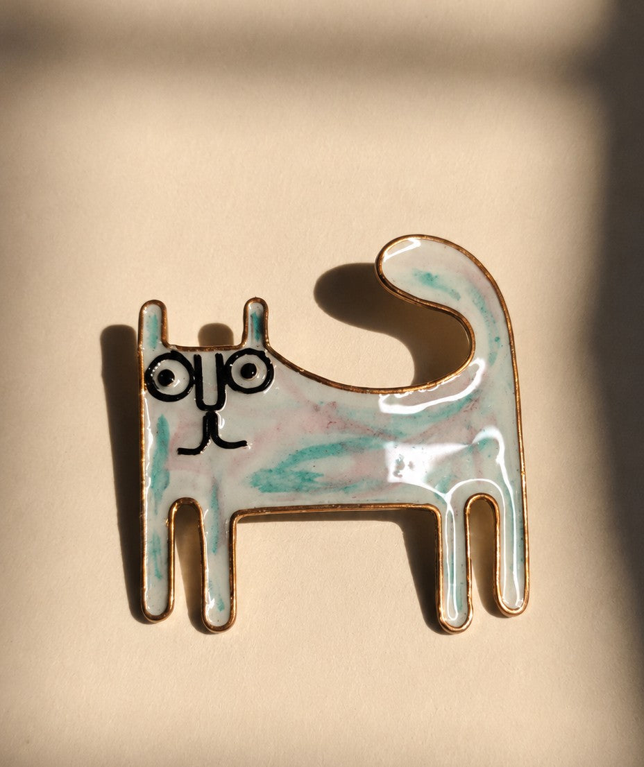 Meenakari cat brooch