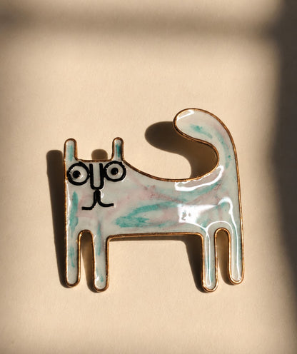 Meenakari cat brooch