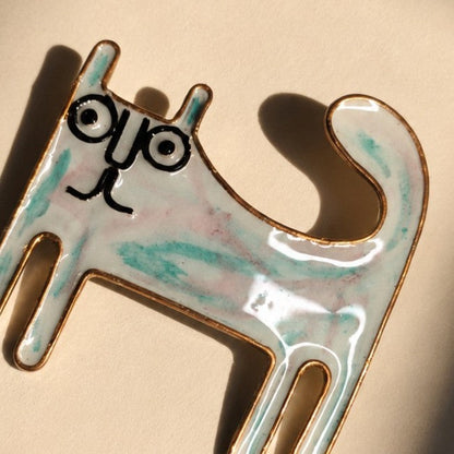 Meenakari cat brooch