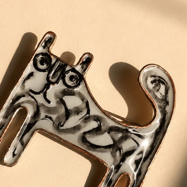 Meenakari cat brooch