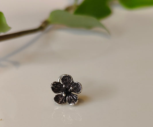 Hibiscus Nose pin