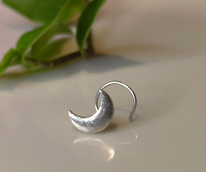 Half moon Nose pin