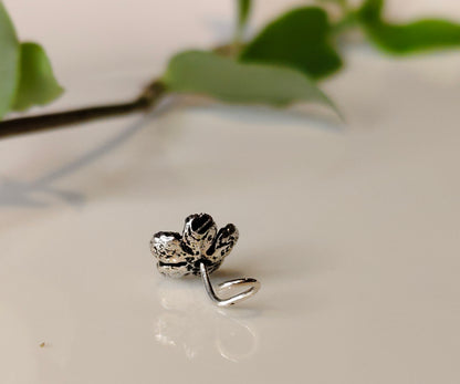 Hibiscus Nose pin