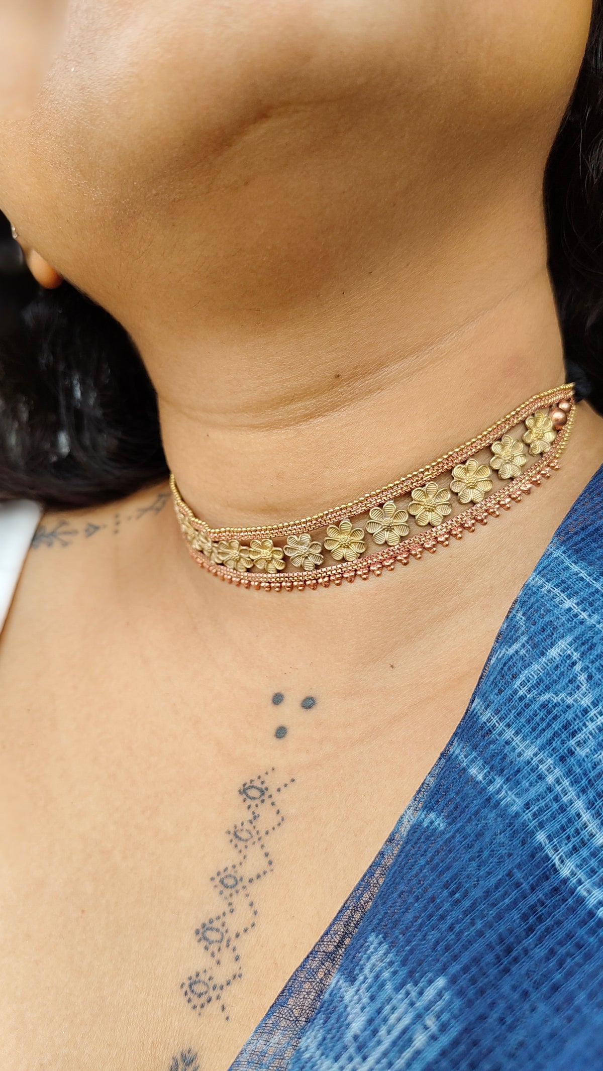 Gulmohar Choker