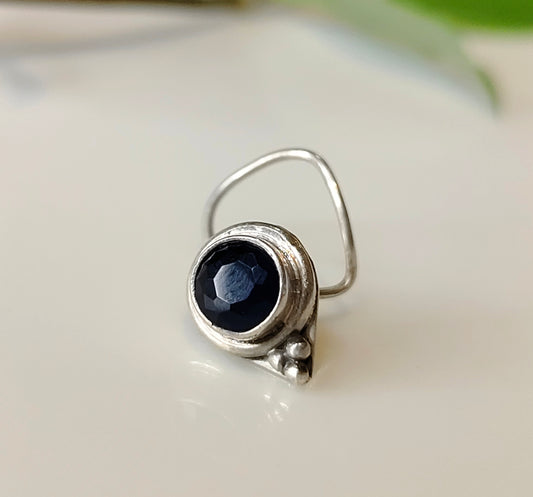 Midnight Aura Nose pin