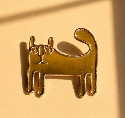 Cat brooch