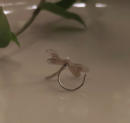 Dragonfly Nose pin