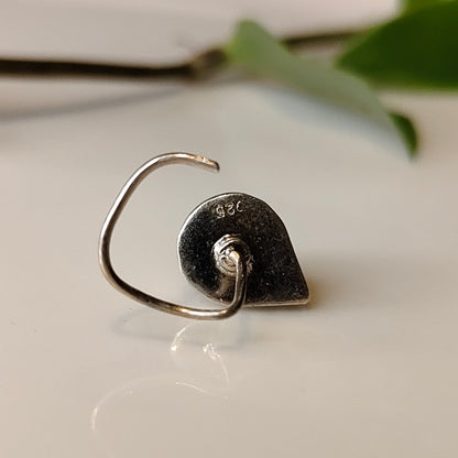 Midnight Aura Nose pin